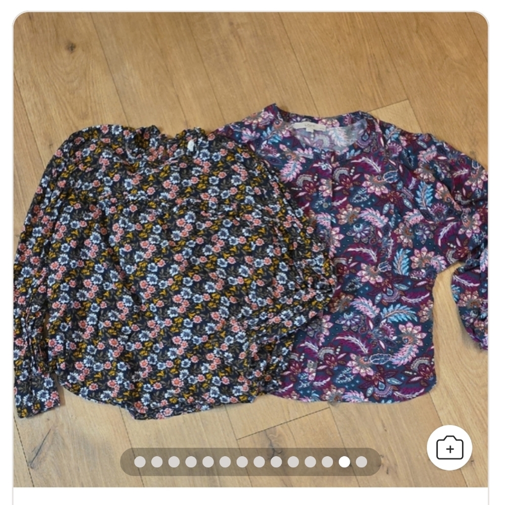 LOFT Women's Blouse -‎ Purple and Blue Floral